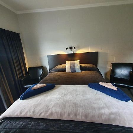 Matador Motel Carterton Bagian luar foto