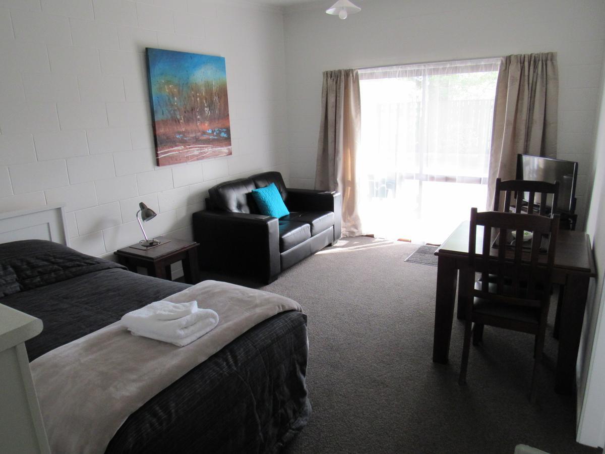 Matador Motel Carterton Bagian luar foto